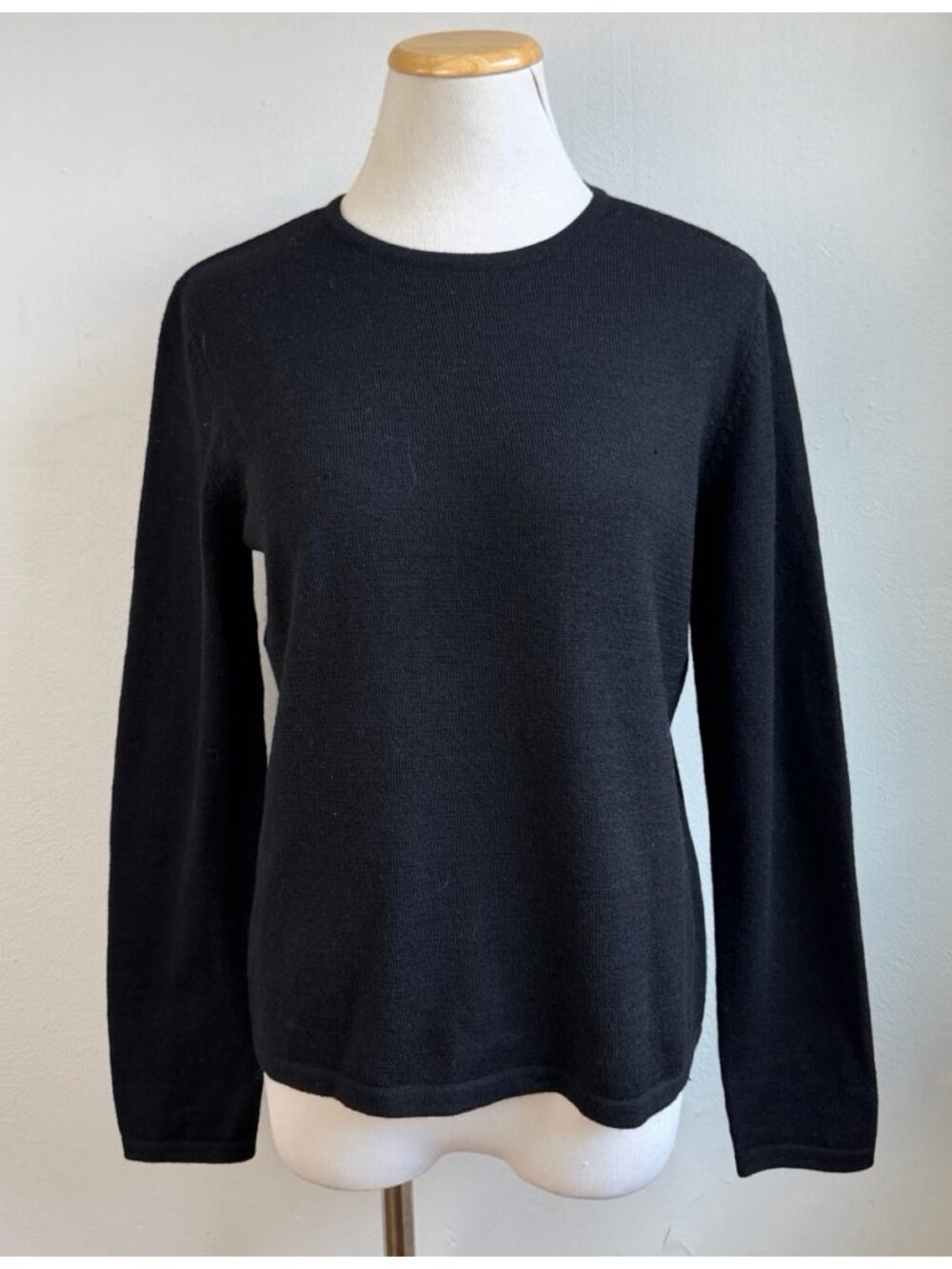 Vintage Black Fine Knit Wool Sweater Womens Petite Small 90s Crew Neck Knitwear